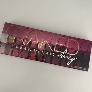 NAKED Urban Decay Cherry Eyeshadow Palette